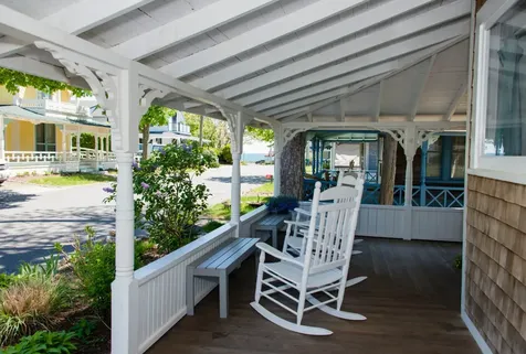 22 Narragansett Avenue Oak Bluffs MA 02557