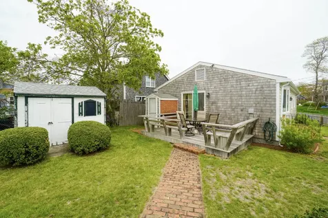 35 Pocasset Avenue Oak Bluffs MA 02557