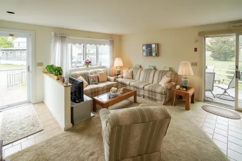 35 Pocasset Avenue Oak Bluffs MA 02557