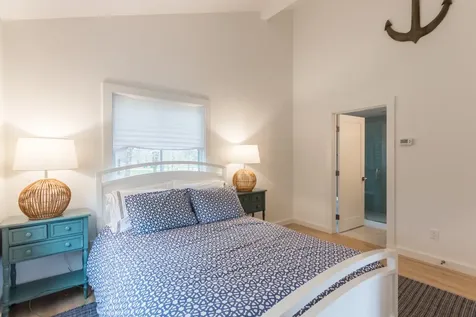 4 Calebs Common Circle Edgartown MA 02539