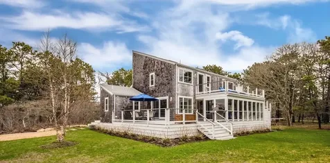 4 Calebs Common Circle Edgartown MA 02539