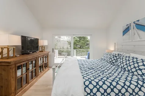 4 Calebs Common Circle Edgartown MA 02539