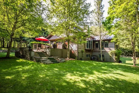 90 Campbell Road West Tisbury MA 02575
