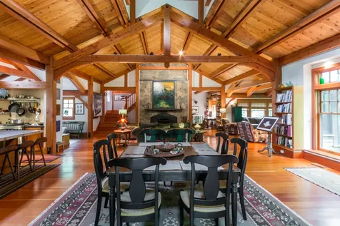 90 Campbell Road West Tisbury MA 02575