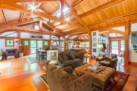 90 Campbell Road West Tisbury MA 02575