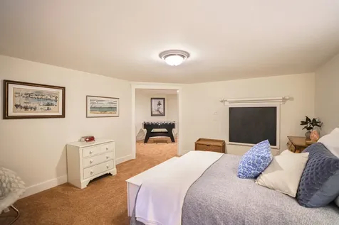 33 Llewellyn Way Edgartown MA 02539