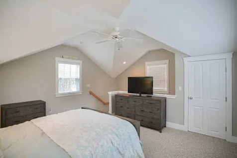 33 Llewellyn Way Edgartown MA 02539
