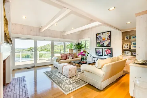 14 Myober Lane Edgartown MA 02539