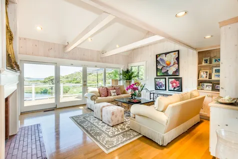 14 Myober Lane Edgartown MA 02539