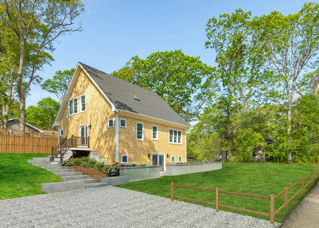 11 Isaac Avenue Oak Bluffs MA 02557
