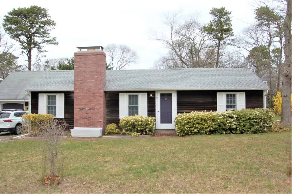 33 Eastville Avenue Oak Bluffs, MA Martha's Vineyard Real Estate