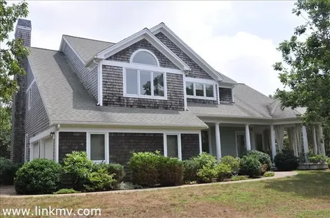40 Pond Road West Tisbury MA 02575