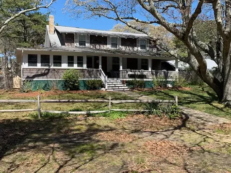 2 Harrison Avenue Oak Bluffs MA 02557