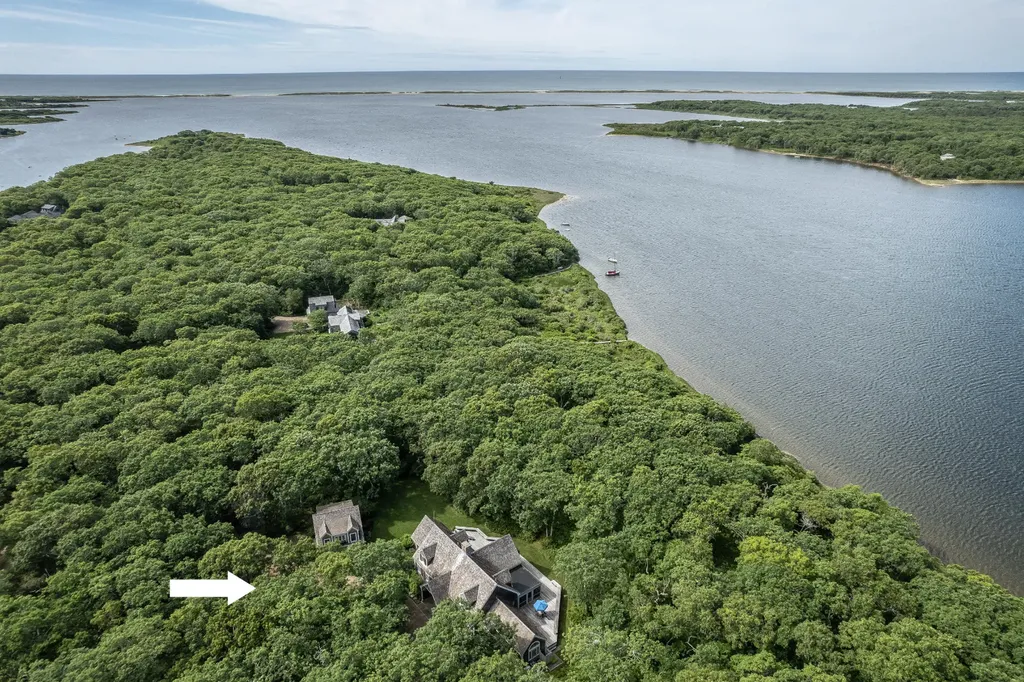 65 Kanomika Road Edgartown MA 02539