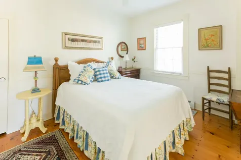 26 Morse Street Edgartown MA 02539