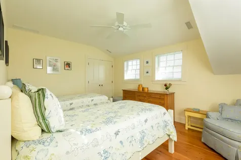 26 Morse Street Edgartown MA 02539