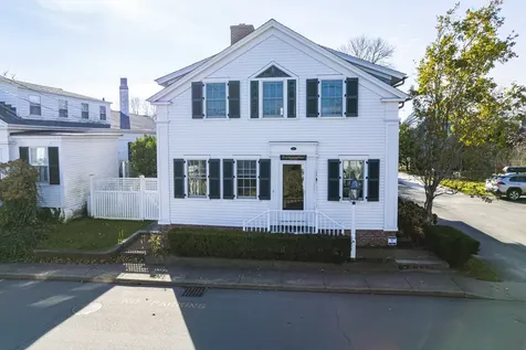 26 Morse Street Edgartown MA 02539