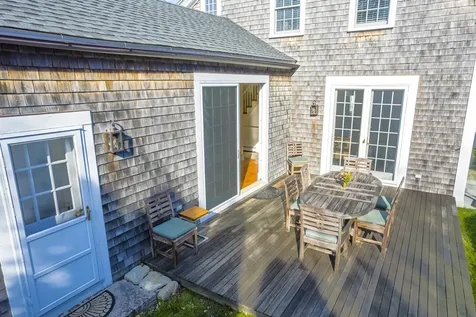 26 Morse Street Edgartown MA 02539