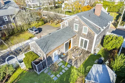 26 Morse Street Edgartown MA 02539