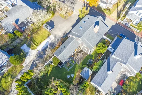 26 Morse Street Edgartown MA 02539