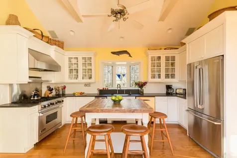 26 Morse Street Edgartown MA 02539