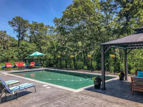 61 Bayes Hill Road Oak Bluffs MA 02539