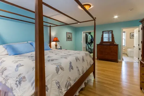 61 Bayes Hill Road Oak Bluffs MA 02539