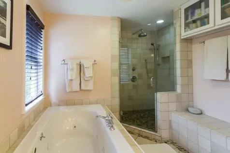 61 Bayes Hill Road Oak Bluffs MA 02539