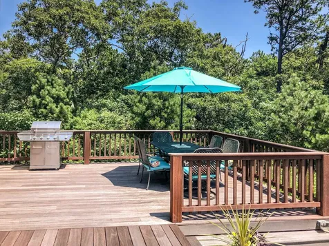 61 Bayes Hill Road Oak Bluffs MA 02539