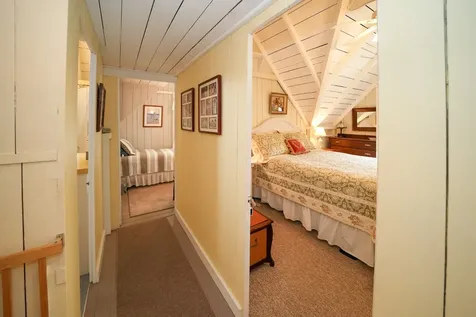 1 Bayliss Avenue Oak Bluffs MA 02557