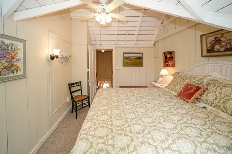 1 Bayliss Avenue Oak Bluffs MA 02557