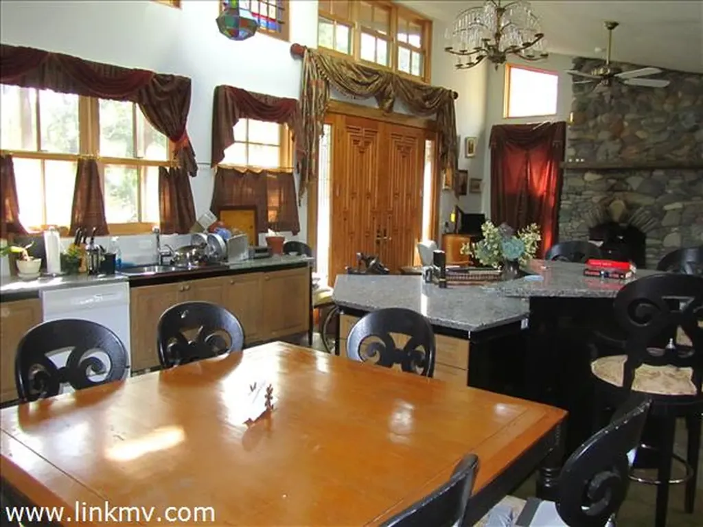 36 Hart Haven Road Oak Bluffs MA 02557
