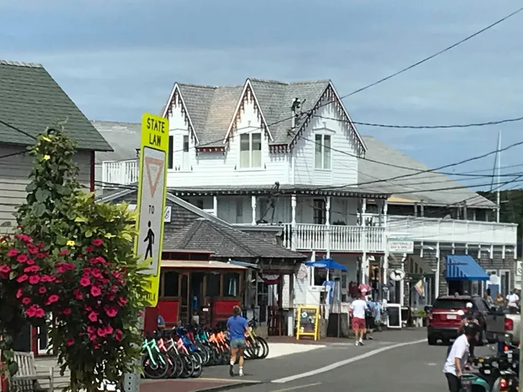 8 Circuit Avenue Extension Oak Bluffs MA 02557