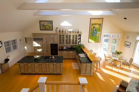 70 Plum Bush Point Road West Tisbury MA 02575