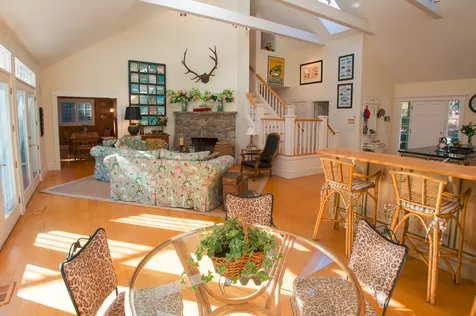 70 Plum Bush Point Road West Tisbury MA 02575