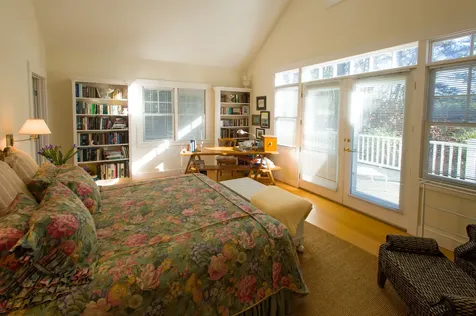 70 Plum Bush Point Road West Tisbury MA 02575