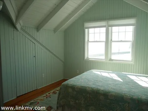 133 Sea View Avenue Oak Bluffs MA 02557