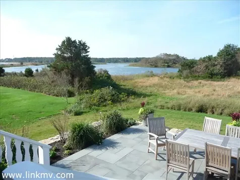 133 Sea View Avenue Oak Bluffs MA 02557