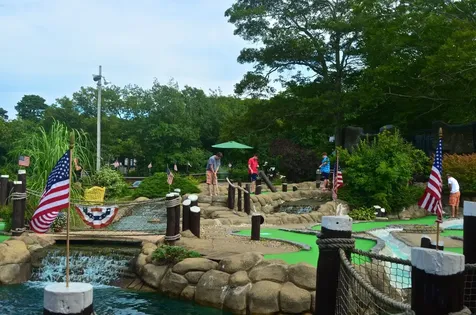 386 State Road Vineyard Haven MA 02568