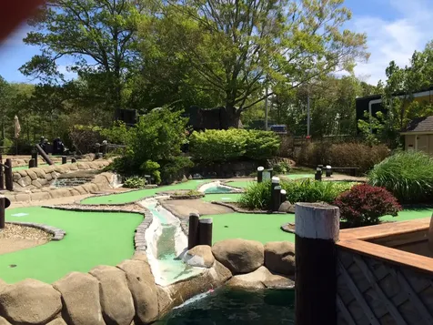 386 State Road Vineyard Haven MA 02568