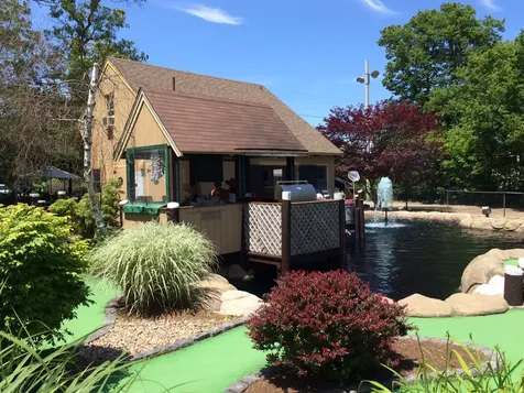 386 State Road Vineyard Haven MA 02568