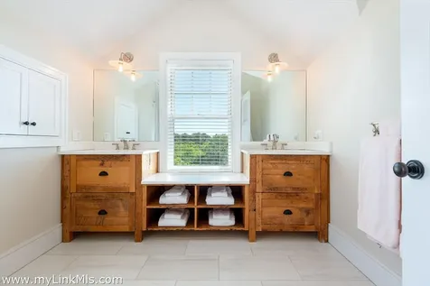 36 Warrens Landing Road Nantucket MA 02554