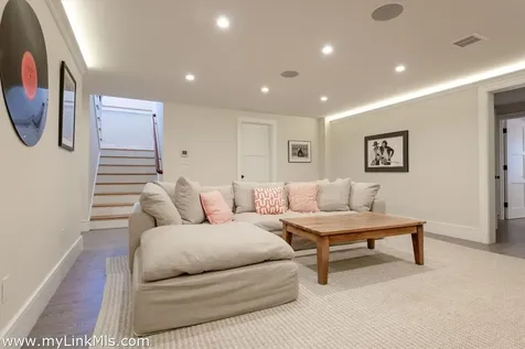 36 Warrens Landing Road Nantucket MA 02554