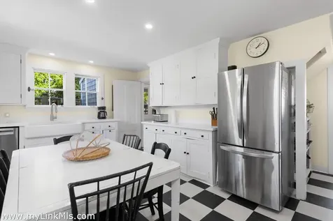 35 Shell Street Nantucket MA 02564