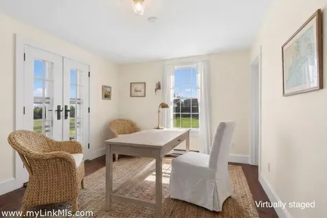 35 Shell Street Nantucket MA 02564