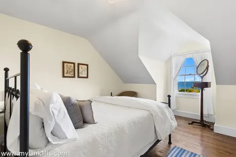 35 Shell Street Nantucket MA 02564