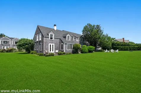 35 Shell Street Nantucket MA 02564