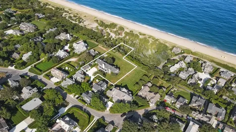 35 Shell Street Nantucket MA 02564