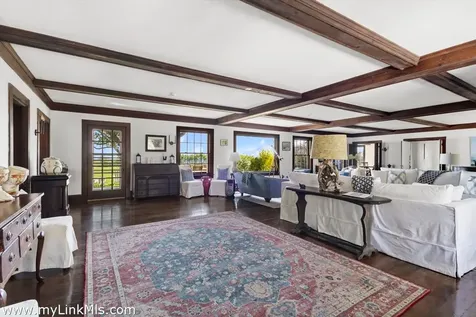 35 Shell Street Nantucket MA 02564