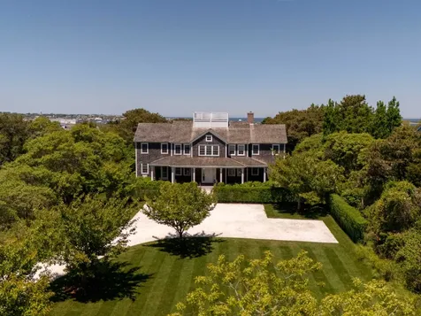 34 Brewster Road Nantucket MA 02554